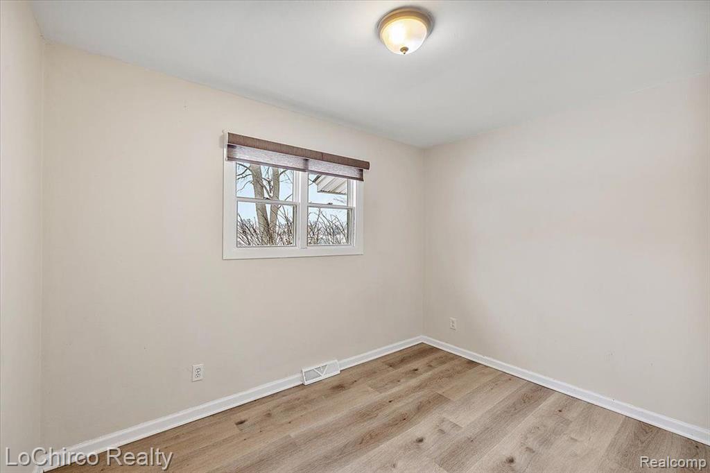 3147 Culbertson Avenue Rochester Hills, MI 48307 - Photo 26 of 38