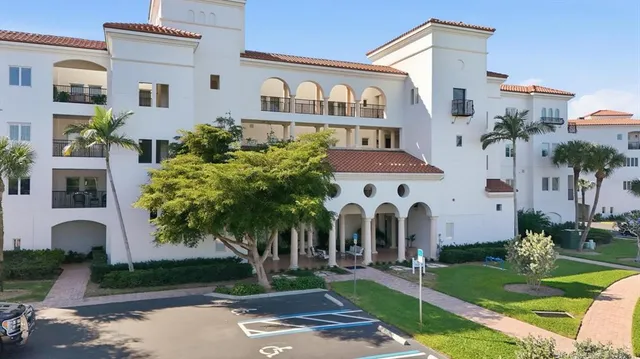 $590,000 | 11200 Hacienda Del Mar Boulevard, Unit B204, Placida, FL 33946