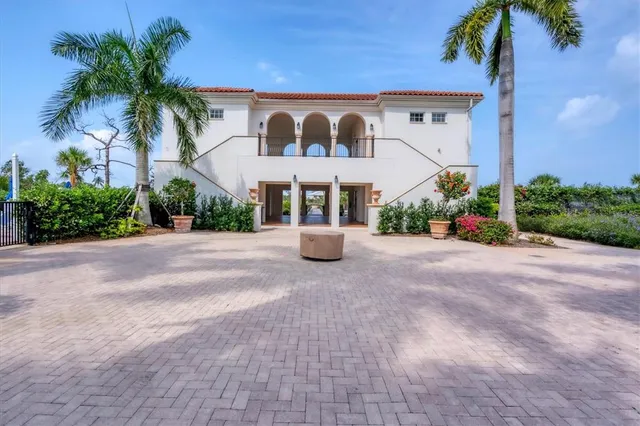 $590,000 | 11200 Hacienda Del Mar Boulevard, Unit B204, Placida, FL 33946