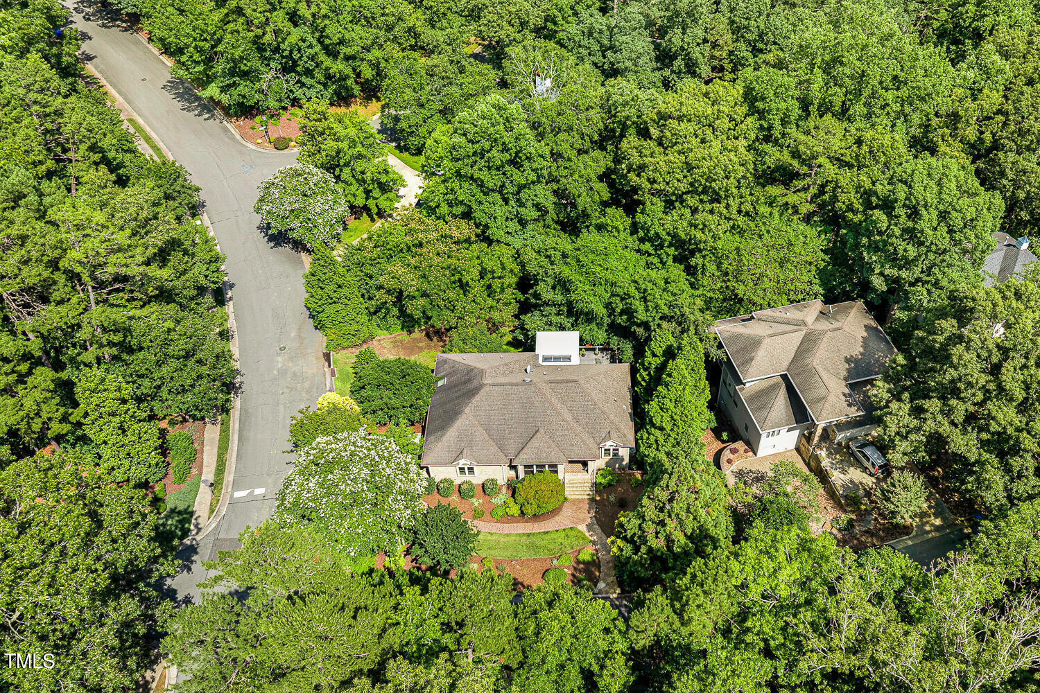 101 Cardiff Place Chapel Hill, NC 27516 - Photo 3 of 82 101 Cardiff Pl Chapel Hill NC-large-003-