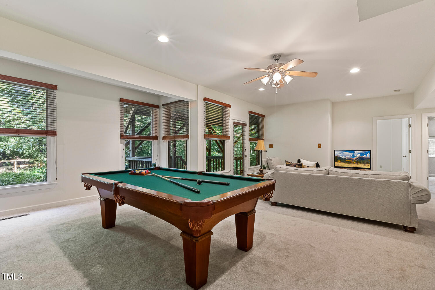 101 Cardiff Place Chapel Hill, NC 27516 - Photo 57 of 82 101 Cardiff Pl Chapel Hill NC-large-062-
