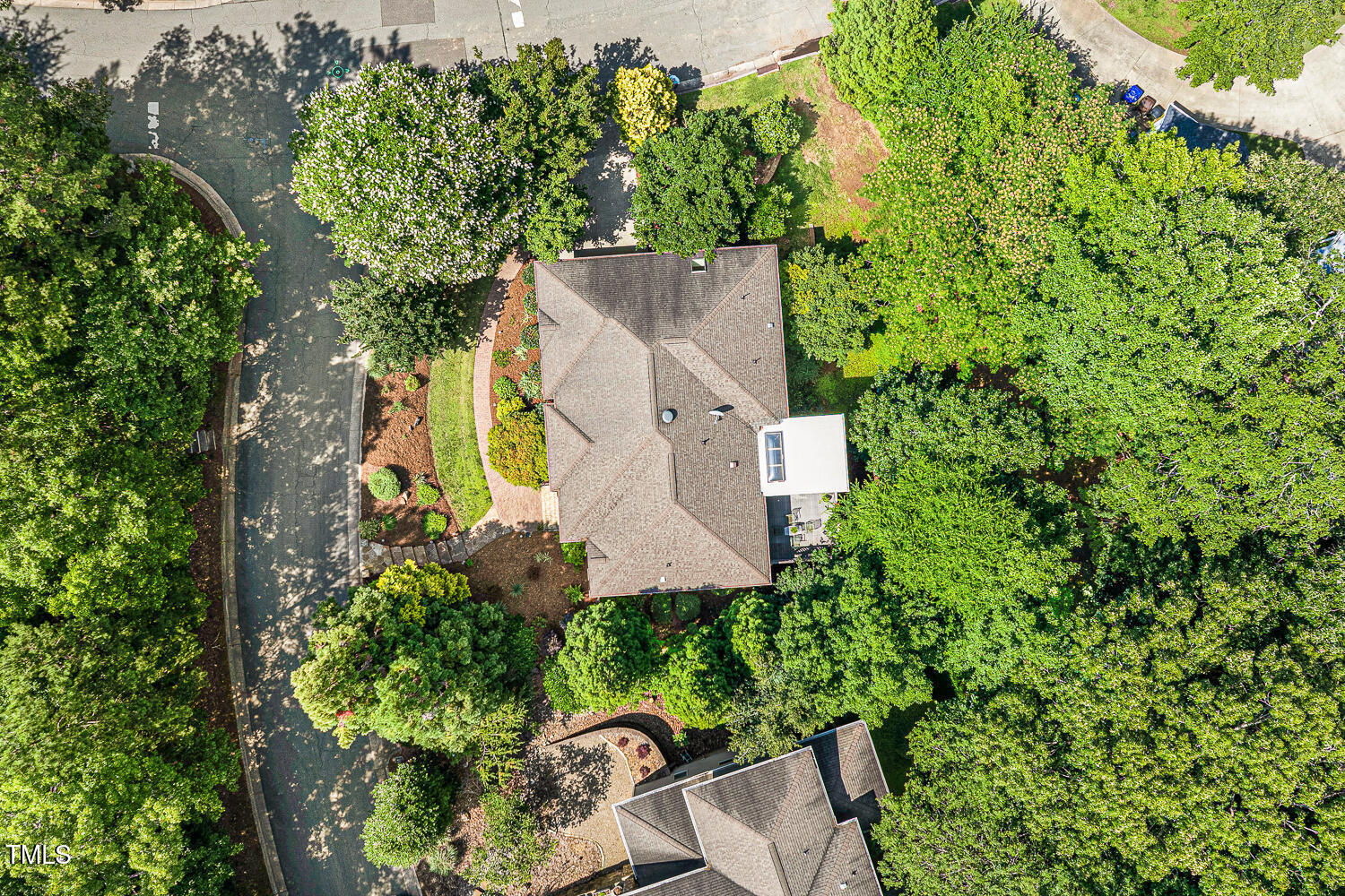 101 Cardiff Place Chapel Hill, NC 27516 - Photo 75 of 82 an aerial view of a house with a yard and outdoor seating