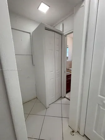 $1,900 | 215 Southeast 3rd Avenue, Unit 107A, Hallandale Beach, FL 33009