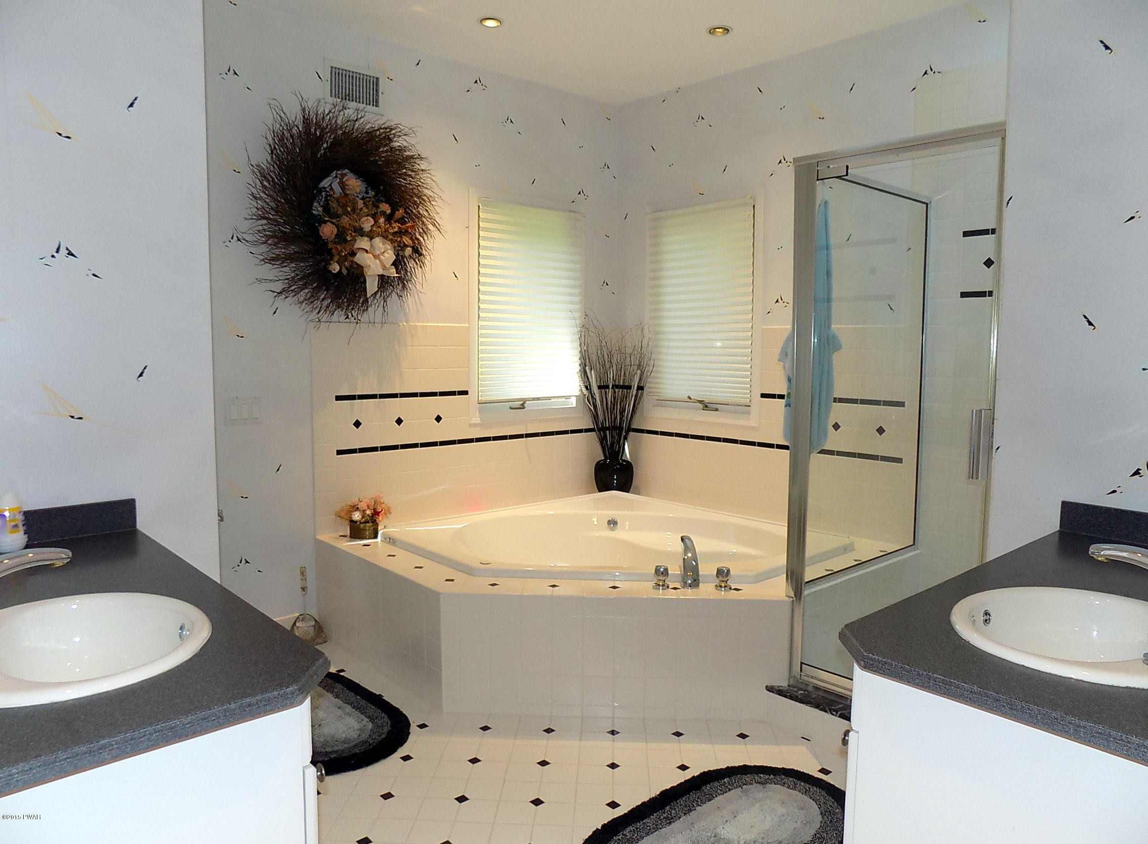 111 Birch Ledge Road Canadensis, PA 18325 - Photo 22 of 69 Gallery Image 22