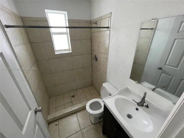 $1,325 | 1021 Northwest 3rd Street, Unit 204, Miami, FL 33128