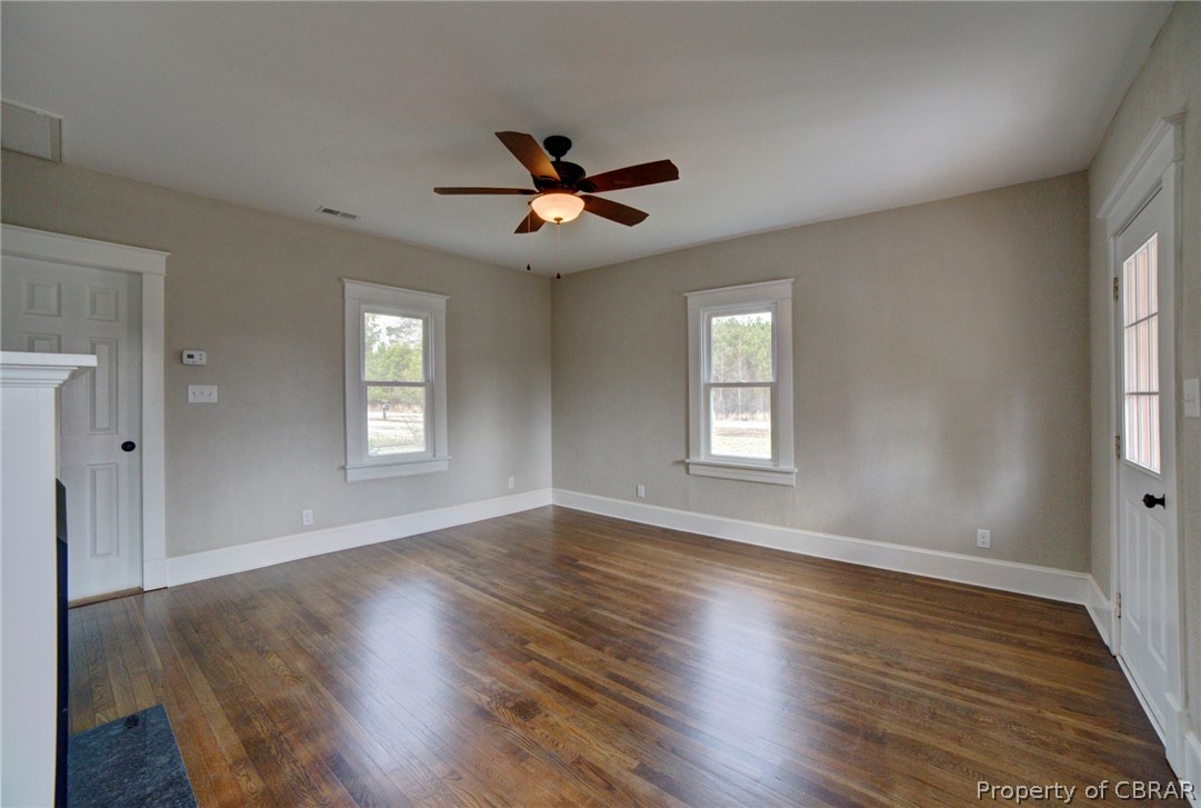 2494 Perrin Creek Road Hayes, VA 23072 - Photo 9 of 35 Gallery Image 9