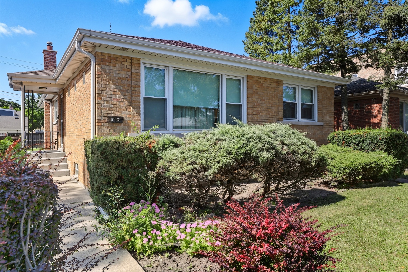 8728 Trumbull Avenue Skokie, IL 60076 - Photo 1 of 18 front view of a house
