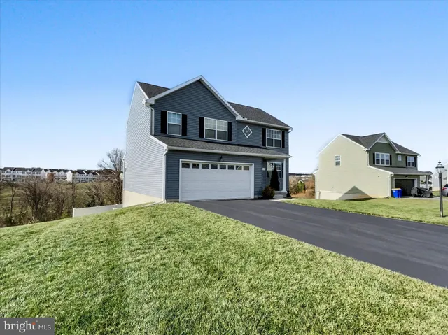 a house view with a outdoor space