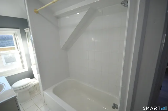 $2,000 | 70 Westfield Avenue, Bridgeport, CT 06606