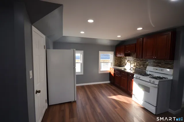 $2,000 | 70 Westfield Avenue, Bridgeport, CT 06606