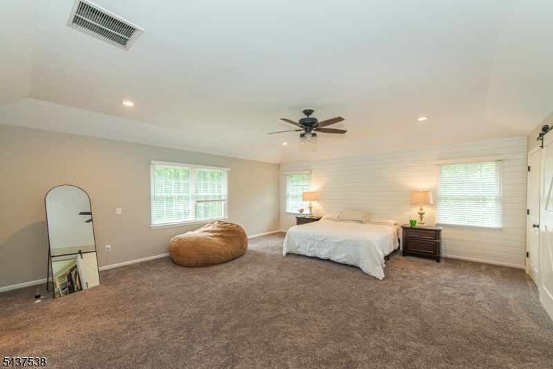 18 Stoneybrook Road Long Valley, NJ 07853 - Photo 24 of 49