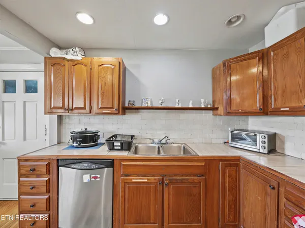 $675,000 | 4651 Schaad Road, Knoxville, TN 37931