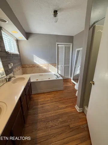 $699,900 | 4651 Schaad Road, Knoxville, TN 37931