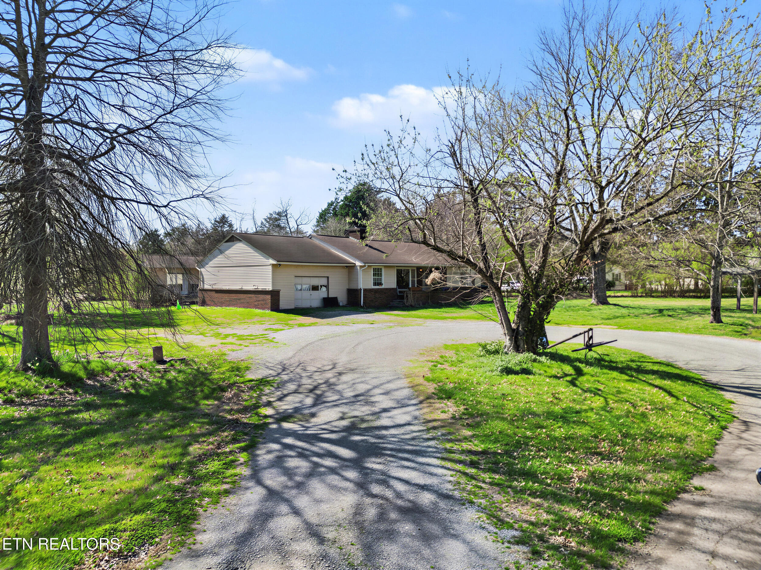 4651 Schaad Road Knoxville, TN 37931 - Photo 2 of 46 3_1