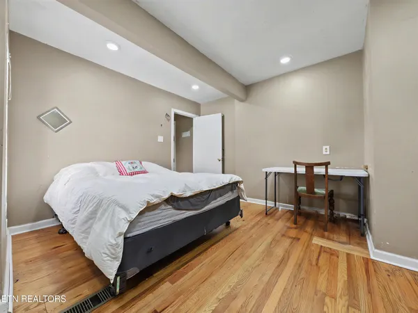 $675,000 | 4651 Schaad Road, Knoxville, TN 37931