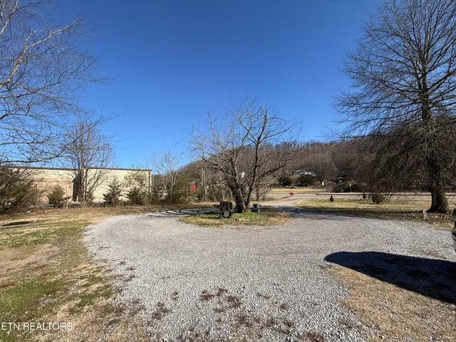$699,900 | 4651 Schaad Road, Knoxville, TN 37931
