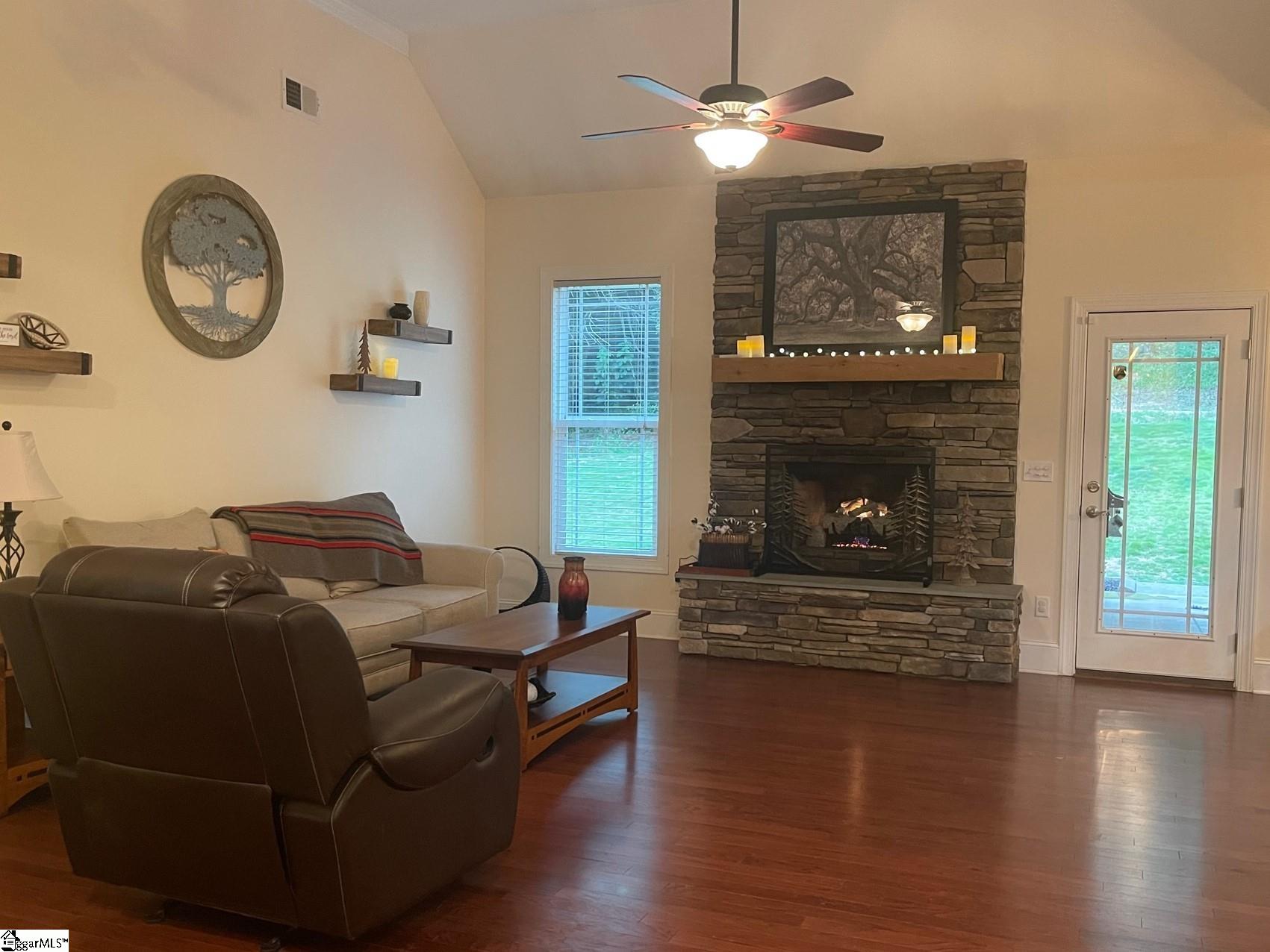 308 McKittrick Bridge Road Fountain Inn, SC 29644 - Photo 11 of 36