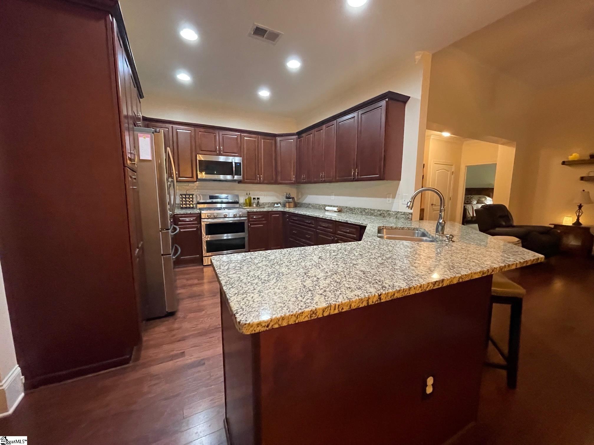 308 McKittrick Bridge Road Fountain Inn, SC 29644 - Photo 14 of 36
