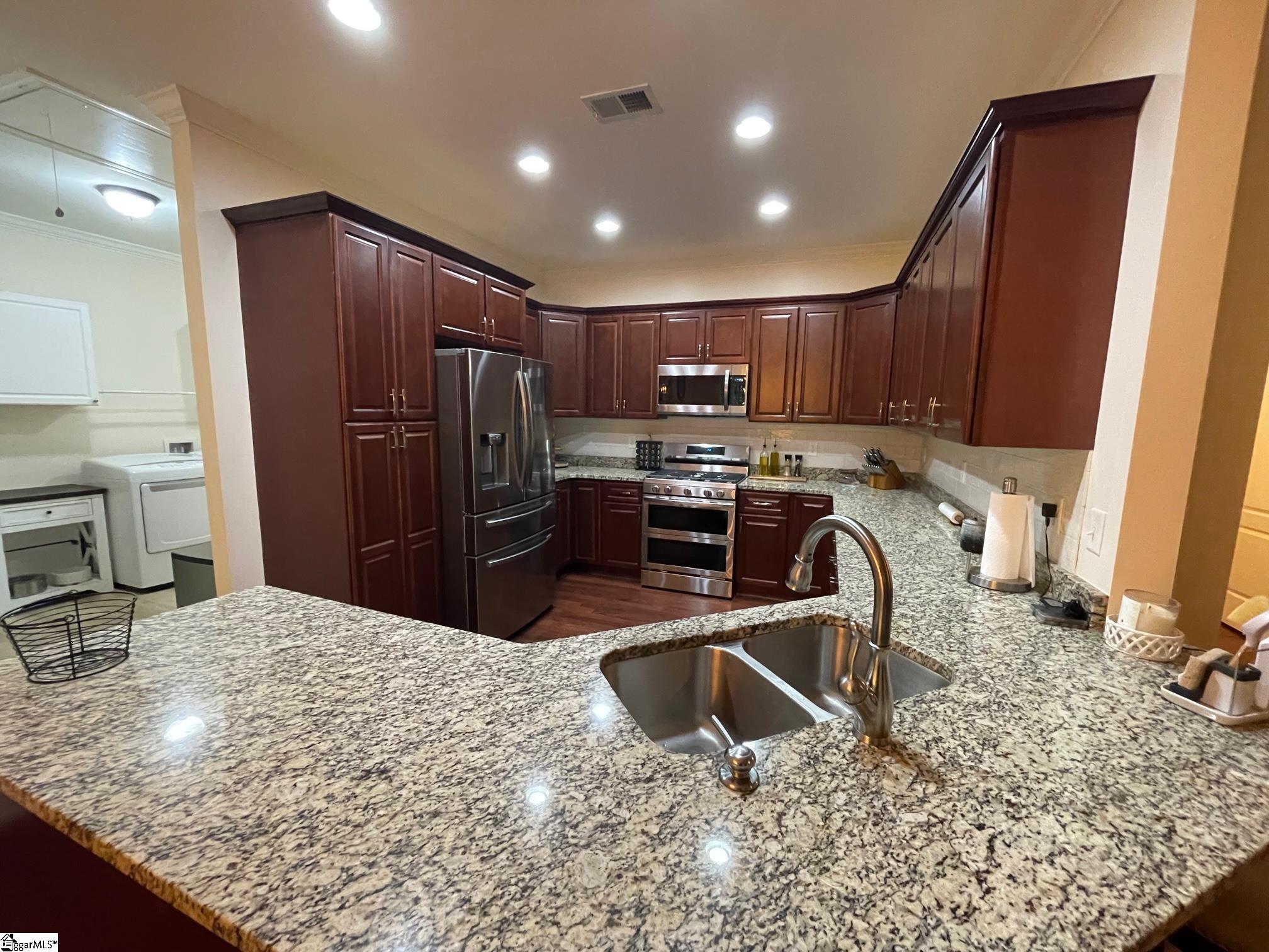 308 McKittrick Bridge Road Fountain Inn, SC 29644 - Photo 16 of 36