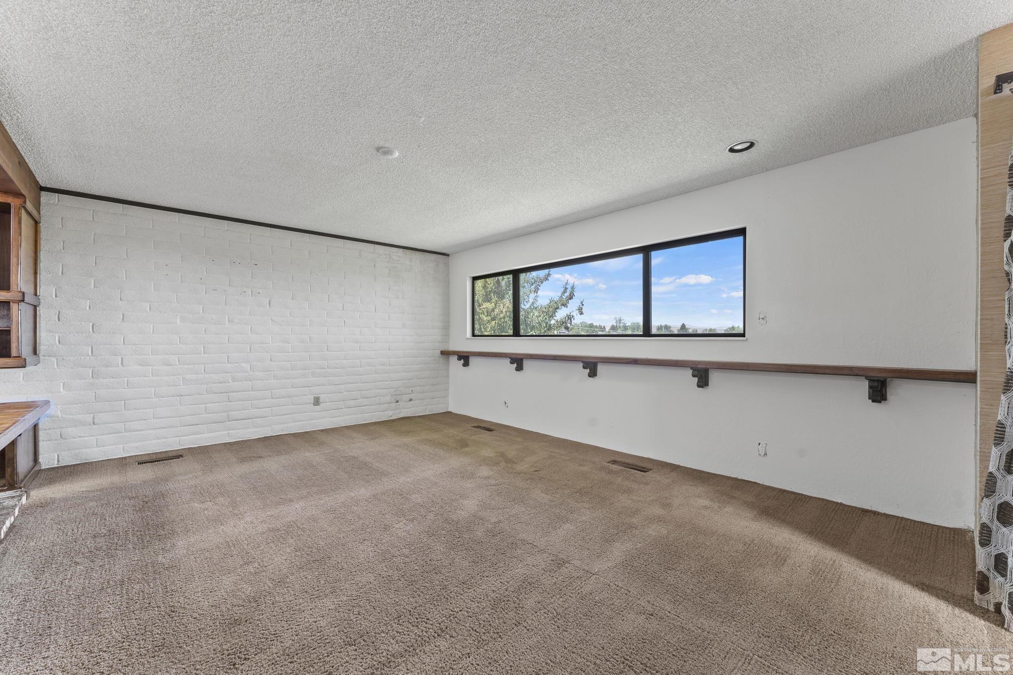3319 Skyline Boulevard Reno, NV 89509 - Photo 11 of 40 Photo 11