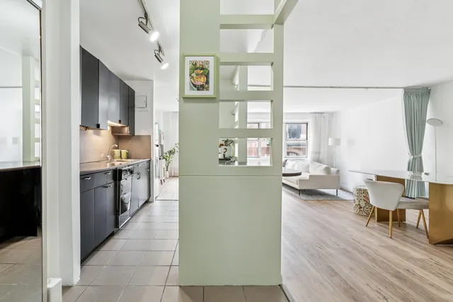 $5,300 | 136 East 56th Street, Unit 10H | Midtown East