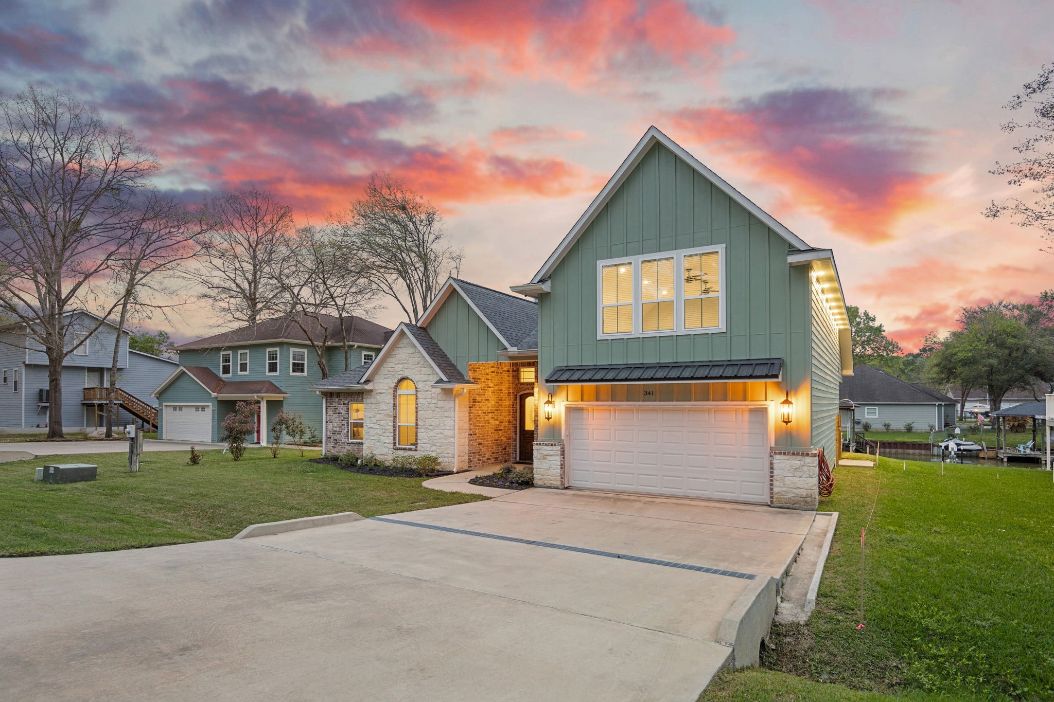 341 Holiday Lane Coldspring, TX 77331 - Photo 2 of 42