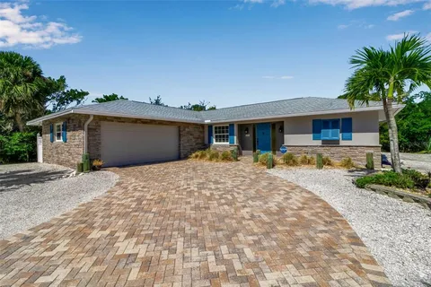a front view of house with yard