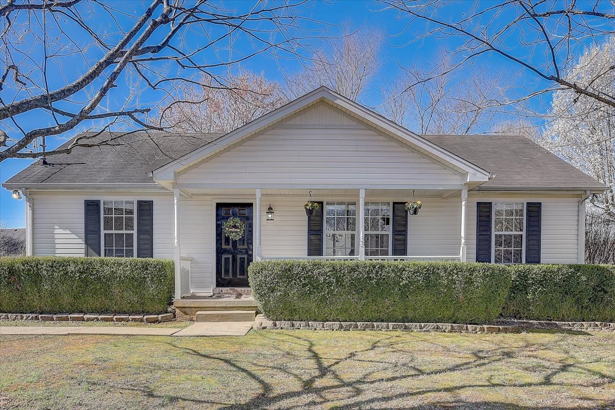 2805 Rocking Horse Lane Murfreesboro, TN 37130 - Photo 2 of 27 Gallery Image 2