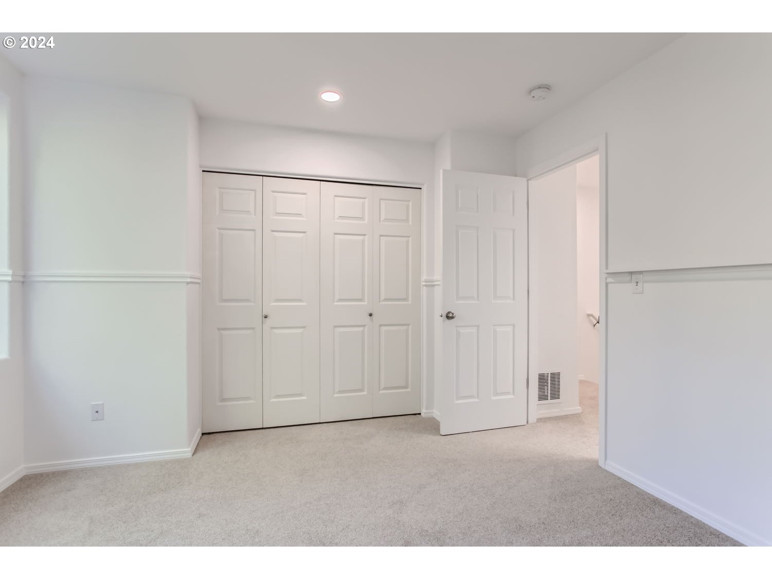 13850 Southwest Scholls Ferry Road, Unit 103 Beaverton, OR 97007 - Photo 22 of 27 Bedroom