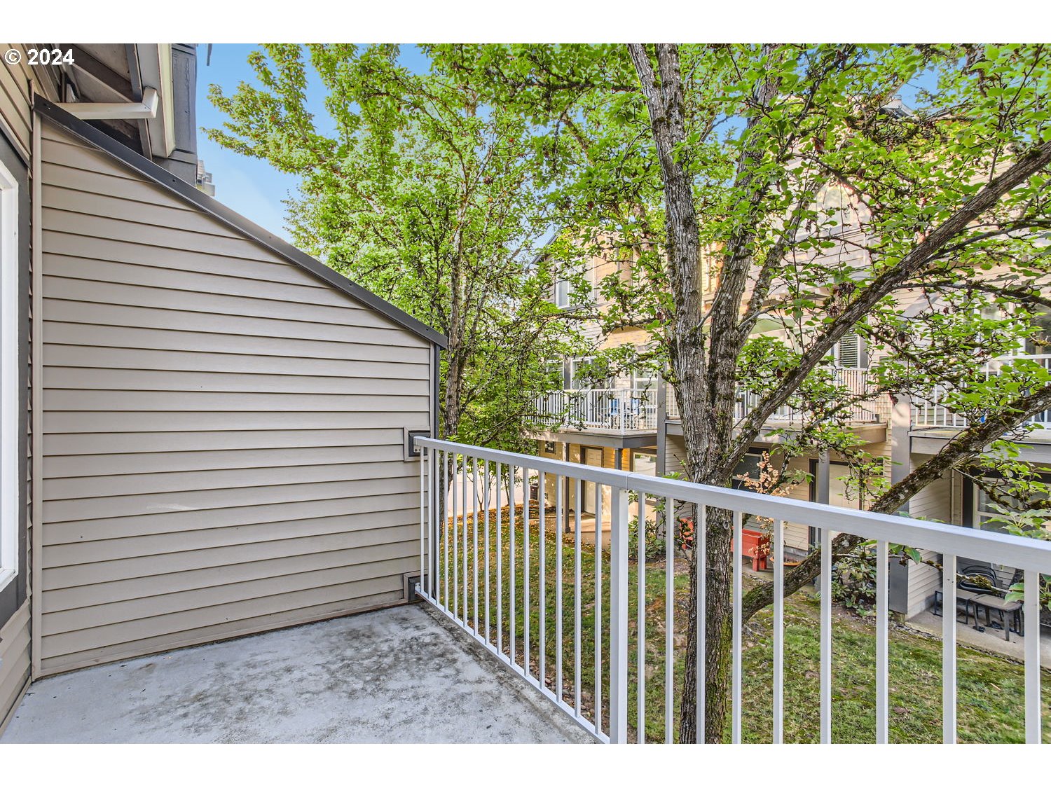 13850 Southwest Scholls Ferry Road, Unit 103 Beaverton, OR 97007 - Photo 26 of 27 Balcony