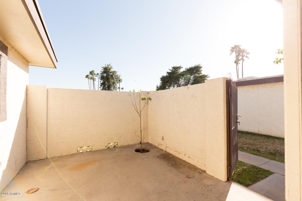 830 South Dobson Road, Unit 16 Mesa, AZ 85202 - Photo 3 of 12 IMG_8475 (Medium)