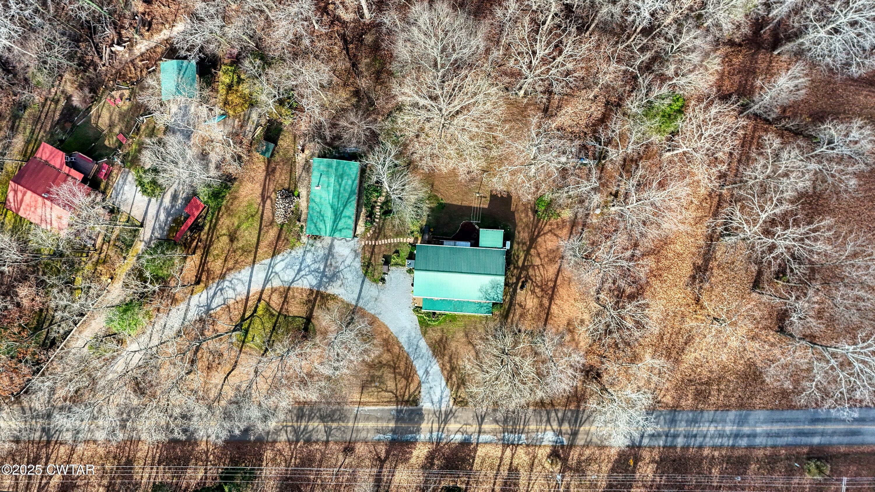 315 Coast Guard Road Buchanan, TN 38222 - Photo 8 of 41 DJI_20251209111359_0151_D