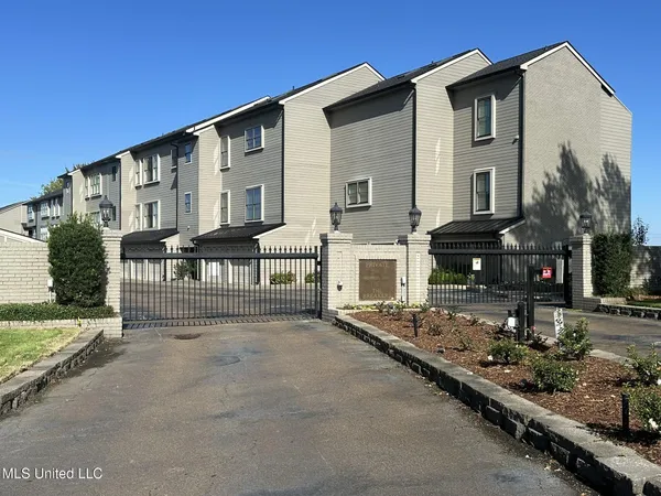 $399,000 | 65 Breakers Lane, Ridgeland, MS 39157