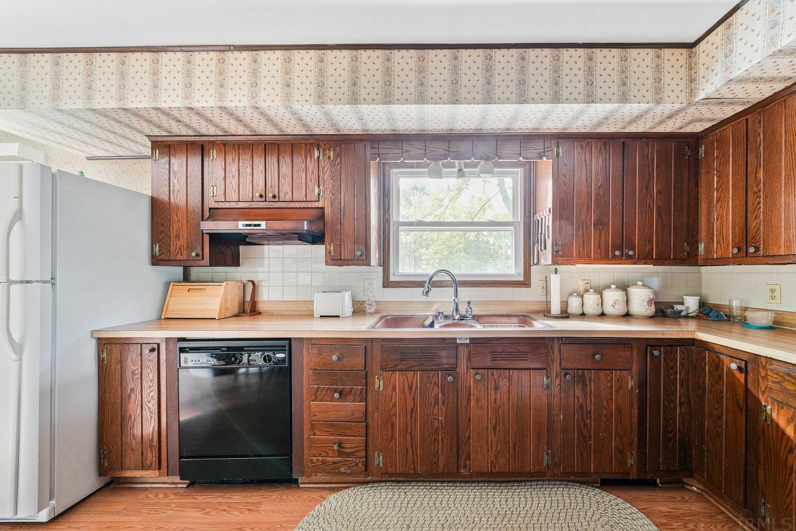 26582 Edison Road South Bend, IN 46628 - Photo 10 of 21