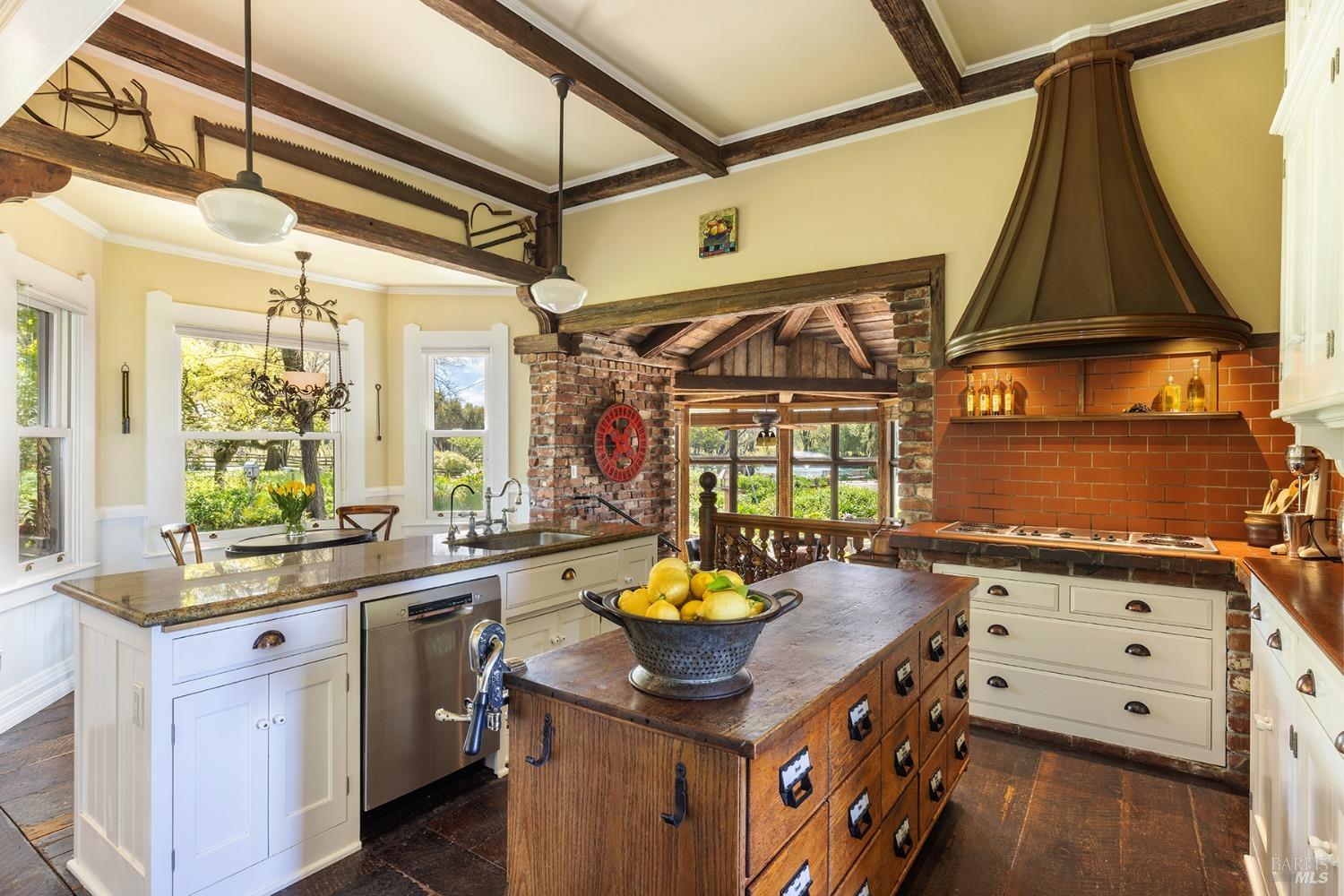 2875 Woolsey Road Windsor, CA 95492 - Photo 14 of 59