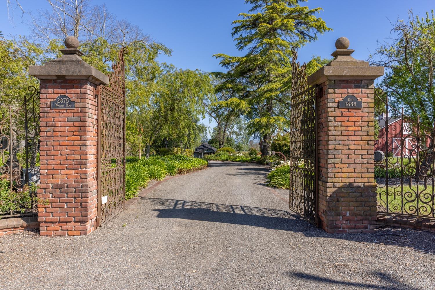 2875 Woolsey Road Windsor, CA 95492 - Photo 9 of 59