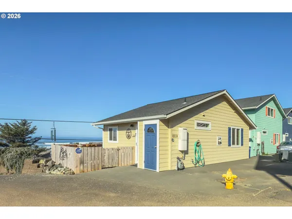 $389,000 | 29154 Kerber Drive, Gold Beach, OR 97444