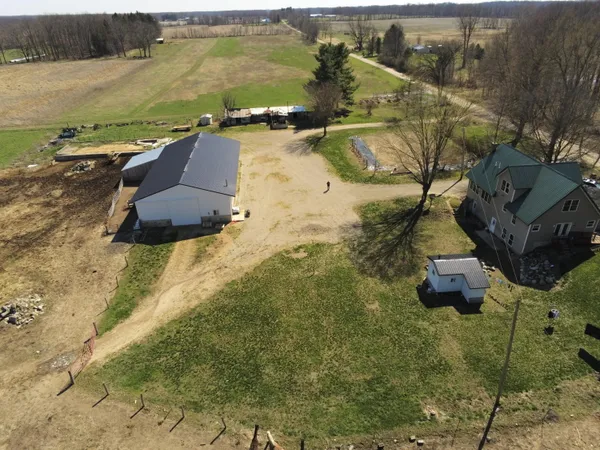 $369,900 | 1024 23 Mile Road, Homer, MI 49245