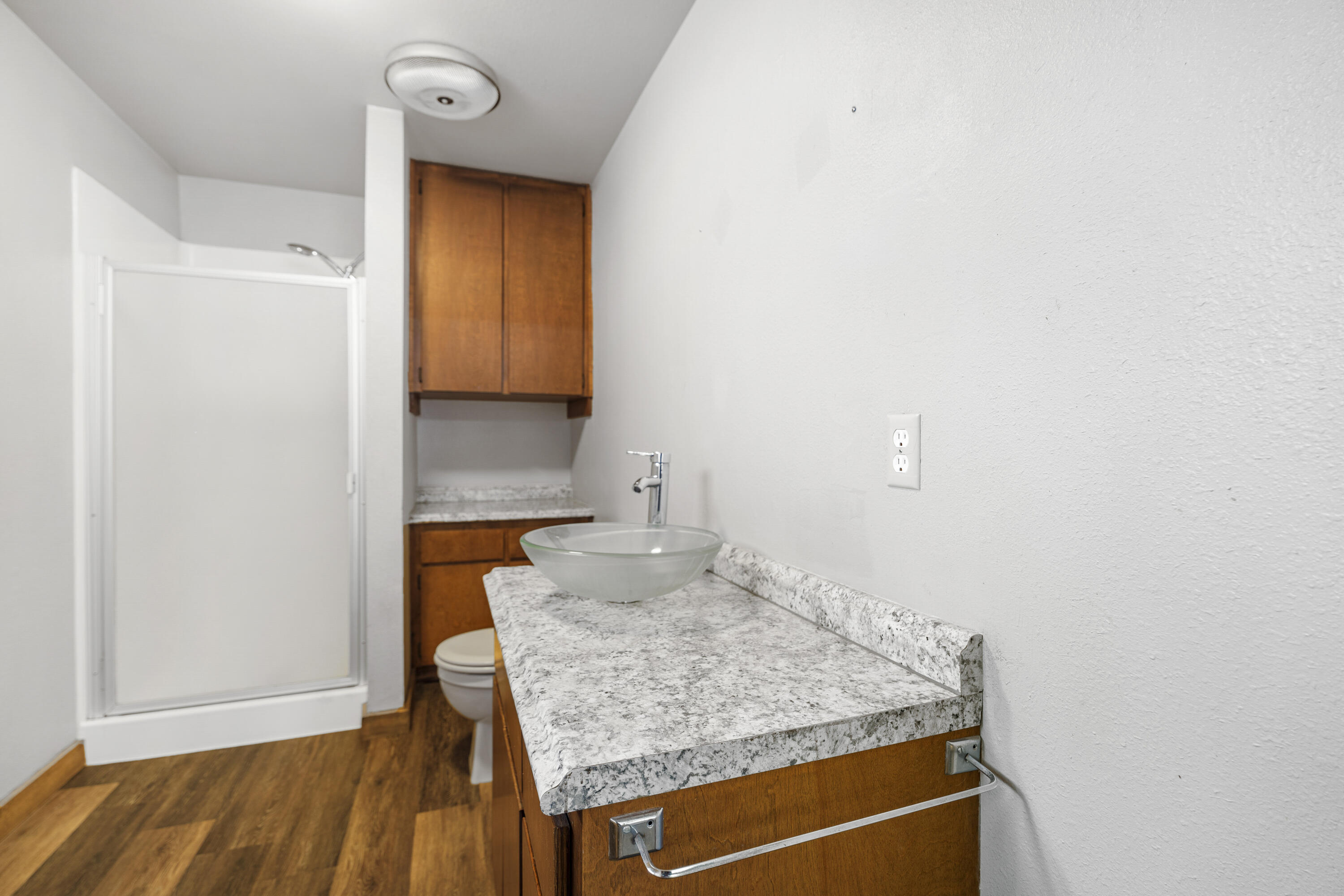 15969 Green Forest Road La Pine, OR 97739 - Photo 13 of 26 Primary Bath