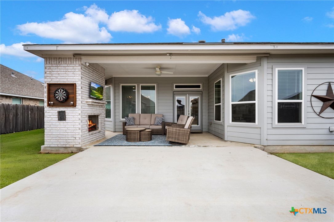 2939 Rems New Braunfels, TX 78130 - Photo 41 of 41 a view of a house with sitting area and garden