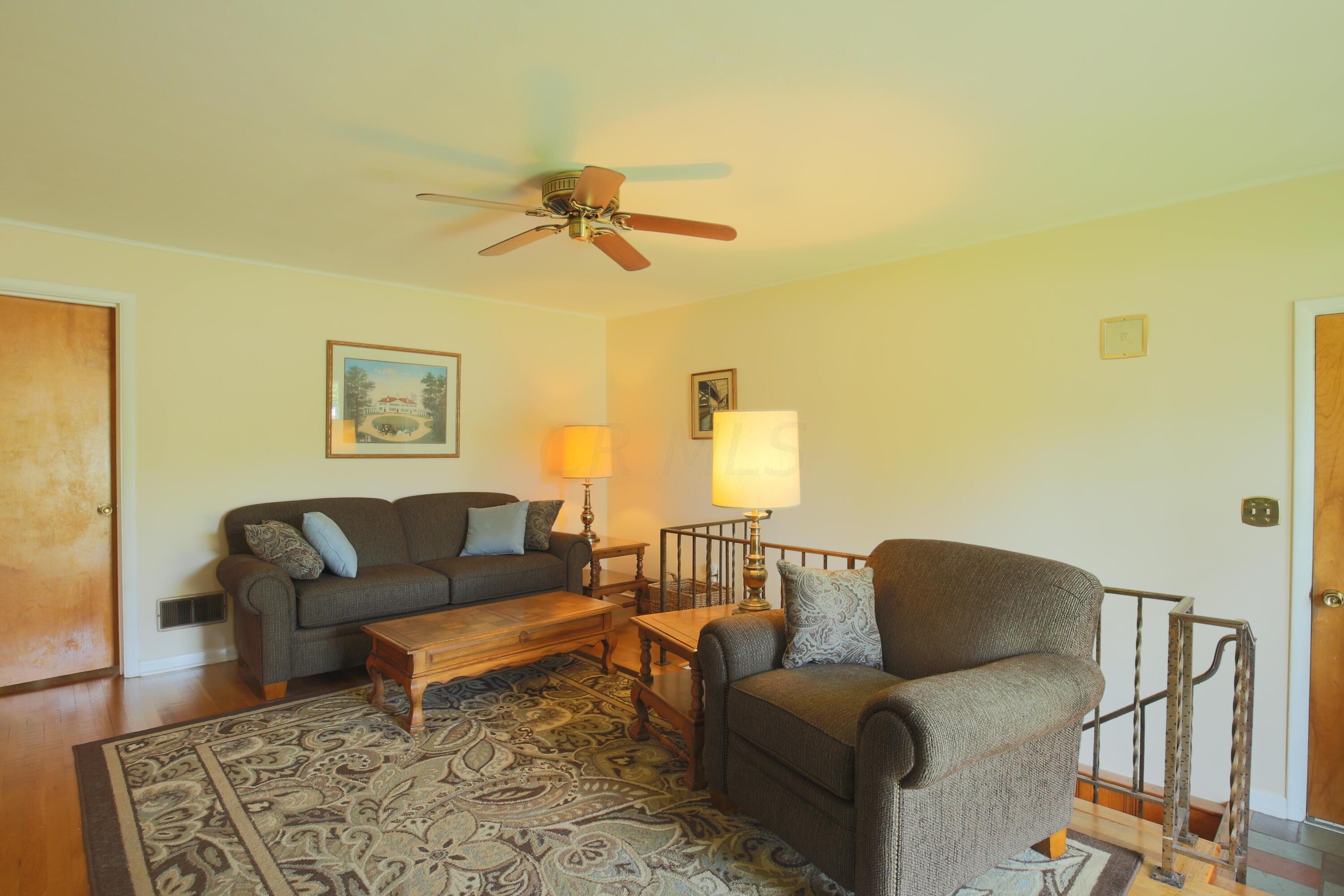 1789 Nelson Road Lancaster, OH 43130 - Photo 3 of 20 Gallery Image 3