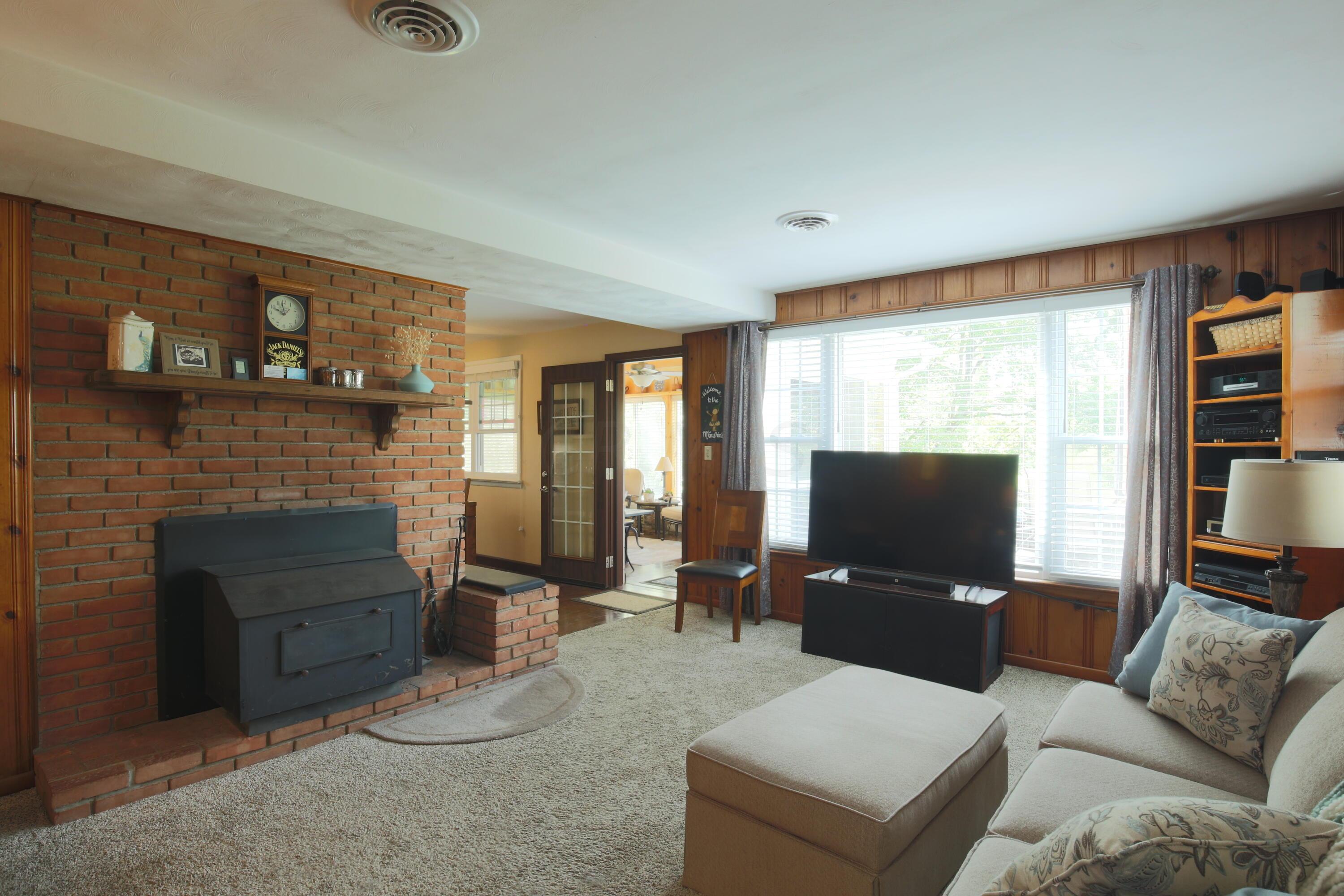 1789 Nelson Road Lancaster, OH 43130 - Photo 8 of 20 Gallery Image 8