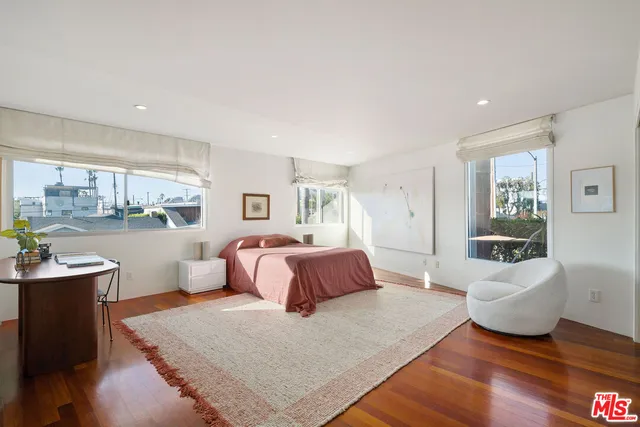 $4,500,000 | 2324 Boone Avenue, Venice, CA 90291