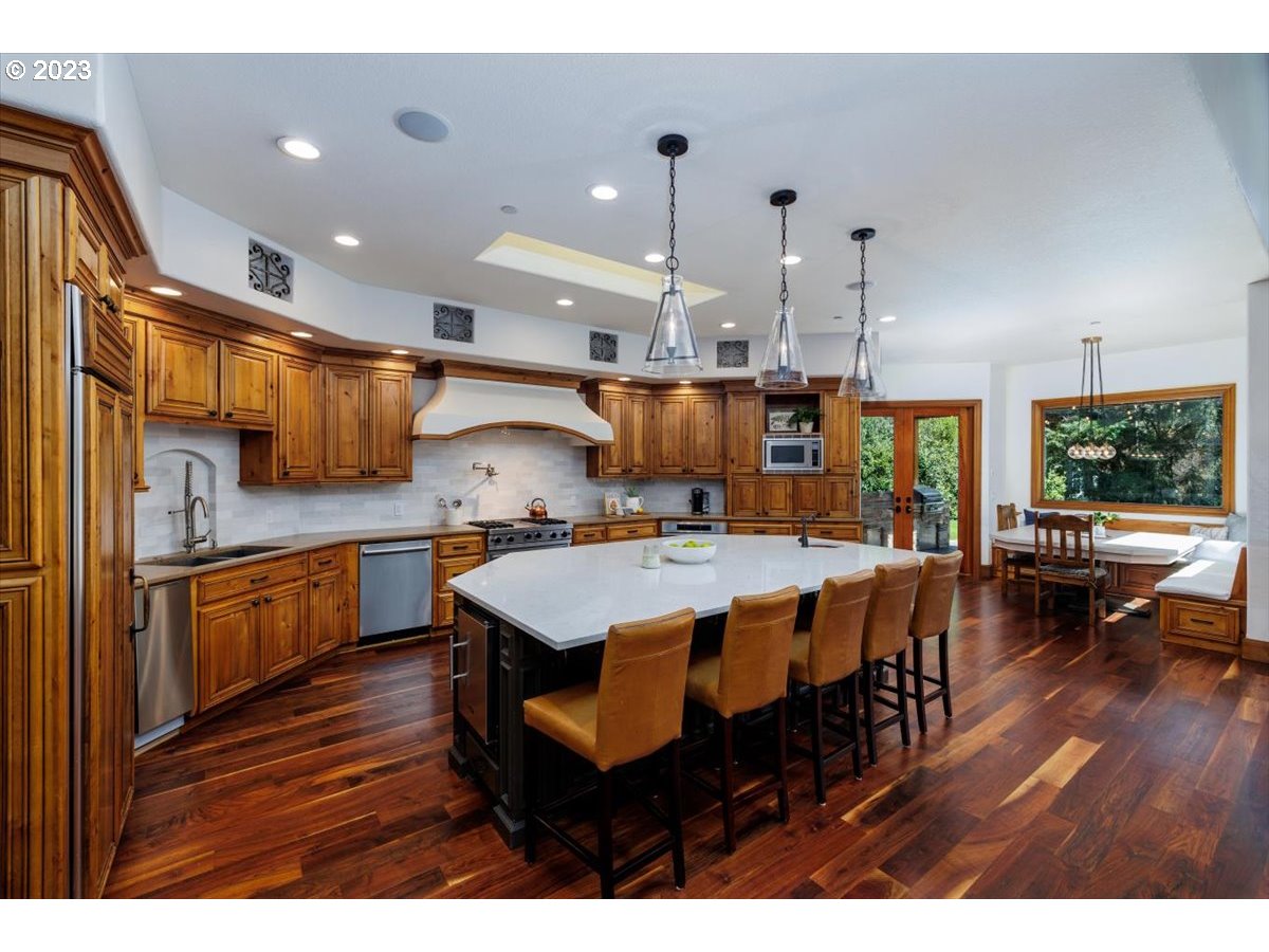 4220 Southwest Charming Way Portland, OR 97225 - Photo 13 of 45 Gallery Image 13