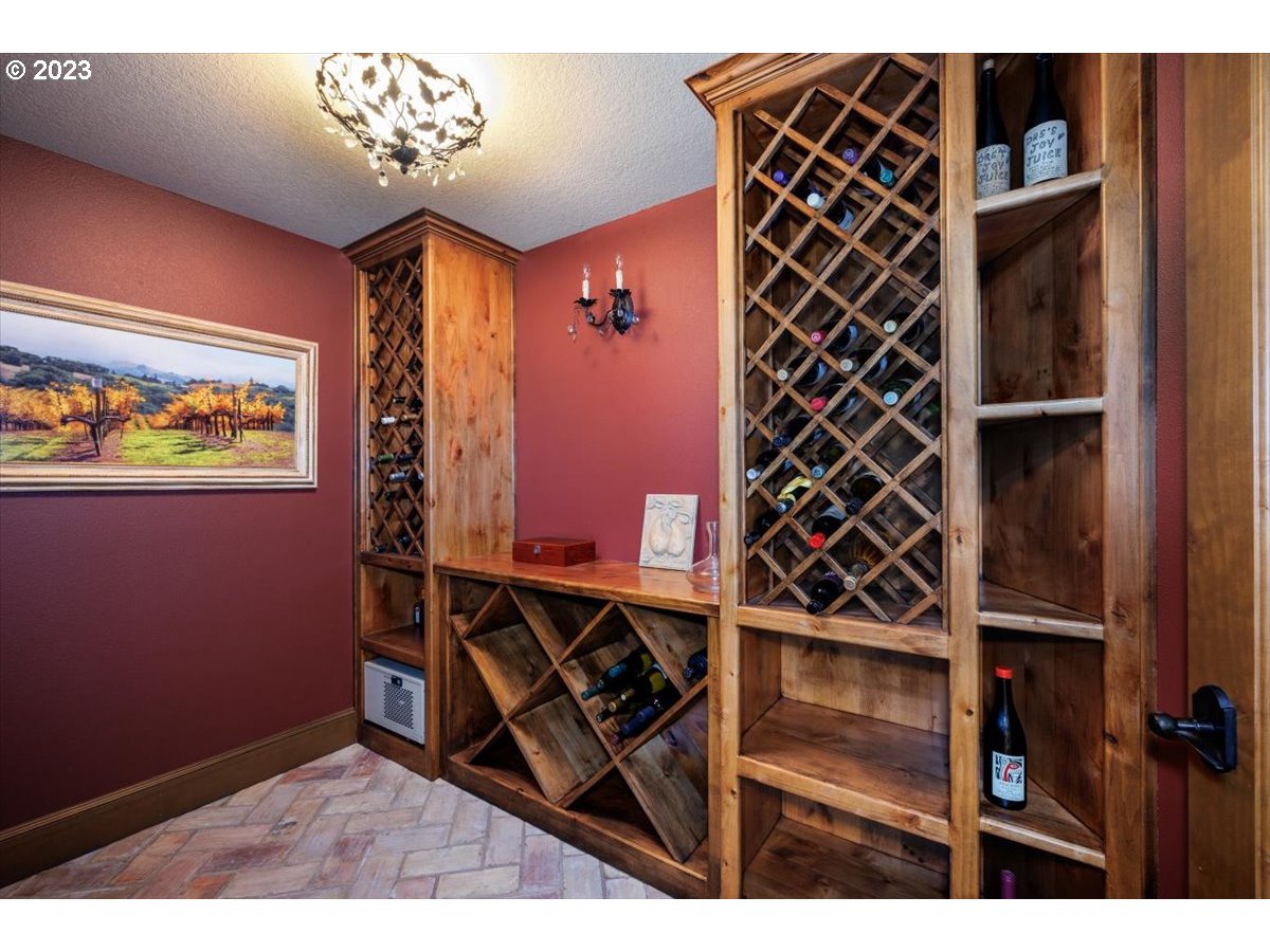 4220 Southwest Charming Way Portland, OR 97225 - Photo 20 of 45 Gallery Image 20