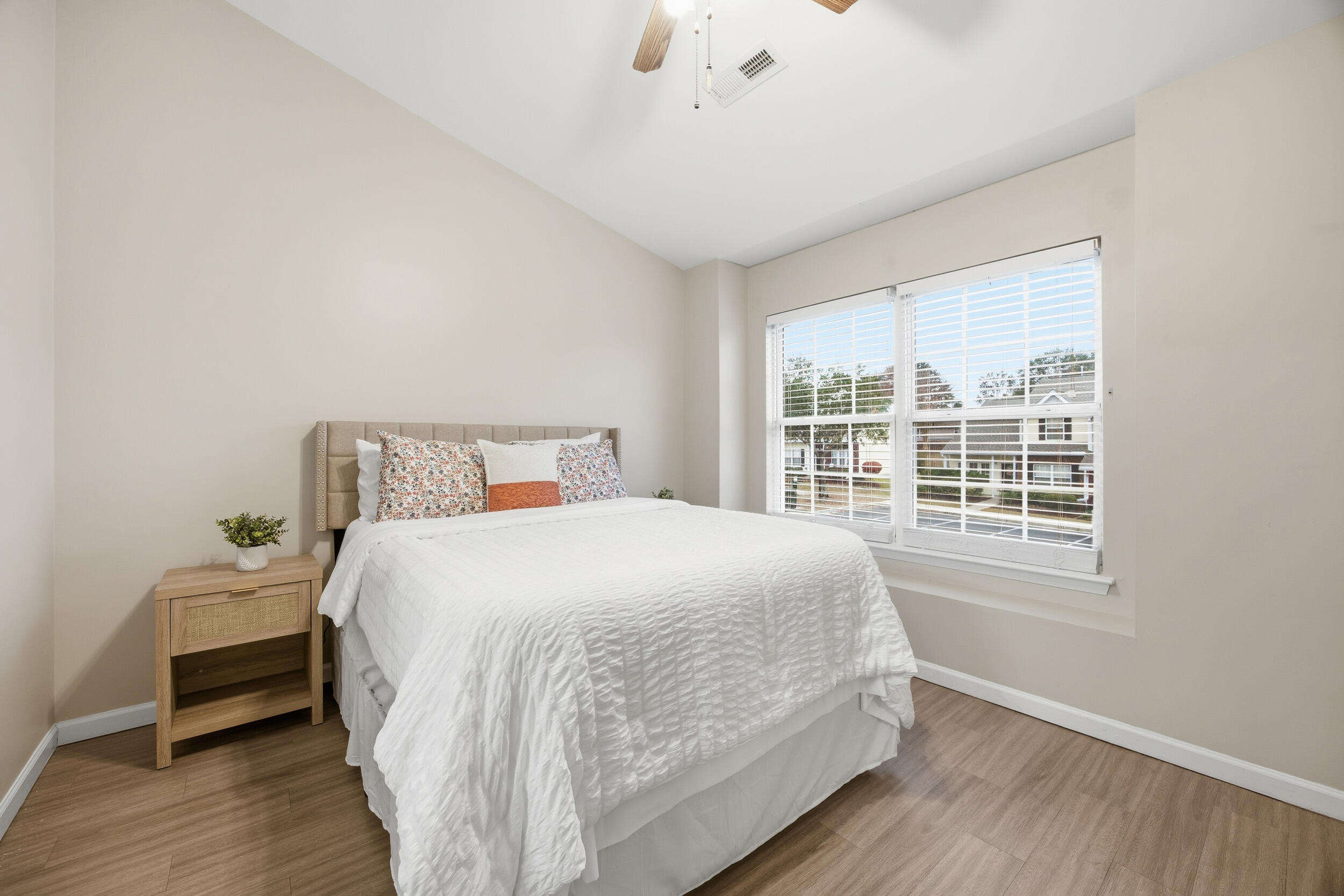 116 Brockman Way Goose Creek, SC 29445 - Photo 14 of 29 14__i2a2372