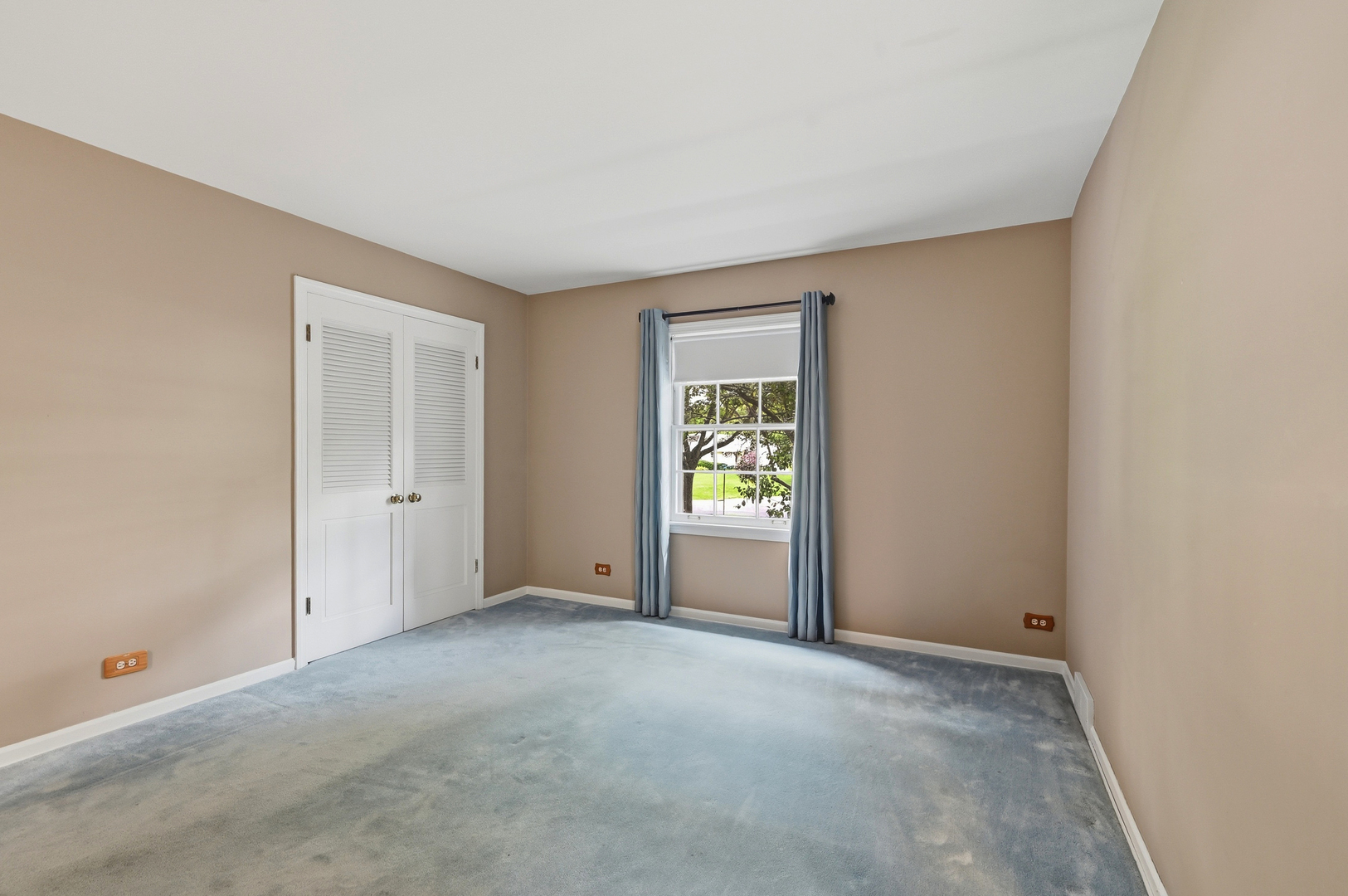 700 South Drive Burr Ridge, IL 60527 - Photo 23 of 28