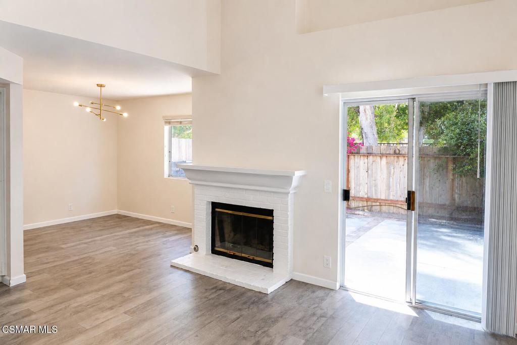 2762 Erringer Road, Unit 15 Simi Valley, CA 93065 - Photo 19 of 23