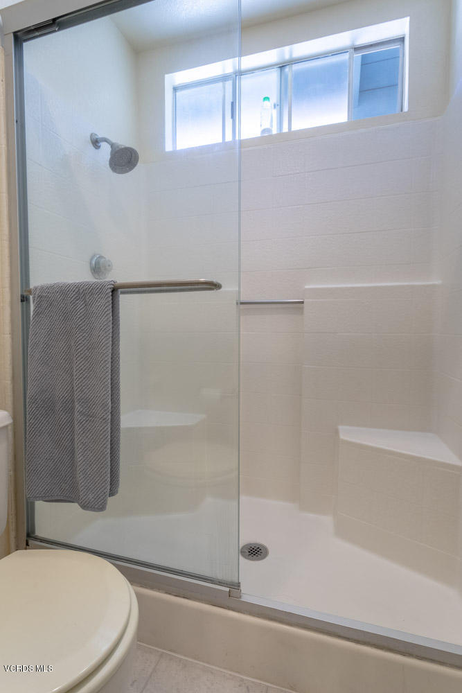 1920 Rory Lane, Unit 4 Simi Valley, CA 93063 - Photo 17 of 24 a bathroom with a shower