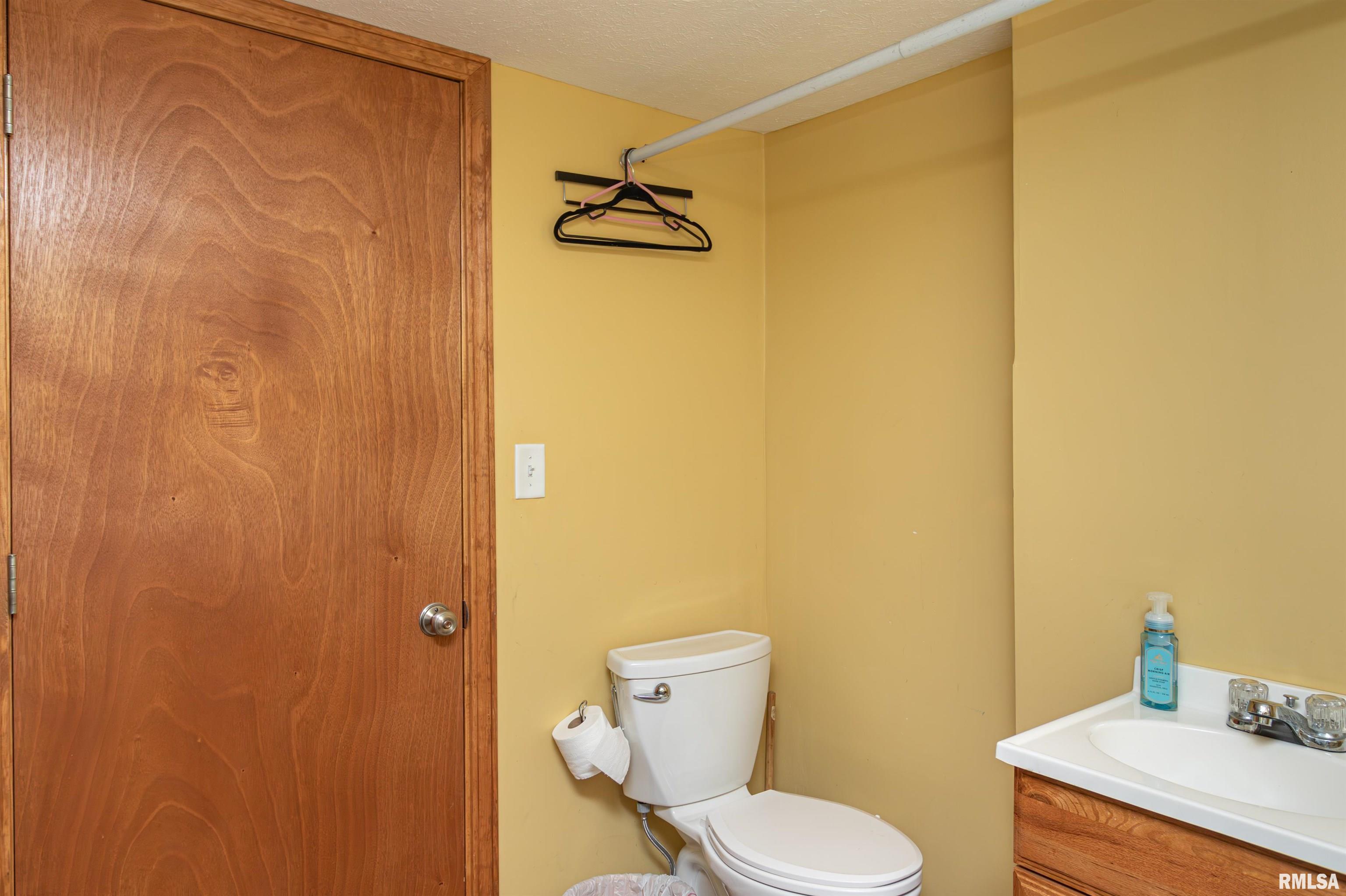 107 Dillon Road Marquette Heights, IL 61554 - Photo 39 of 42 Gallery Image 39